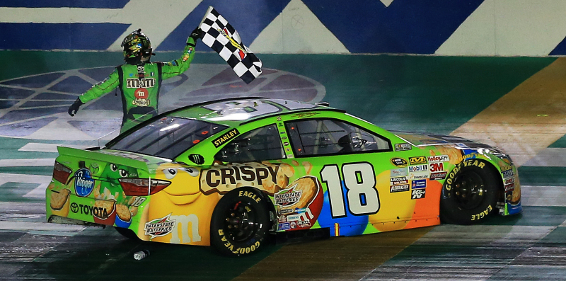 Illustration for article titled The High-Downforce NASCAR Rules Package Is A Dumpster Fire Of Awfulness
